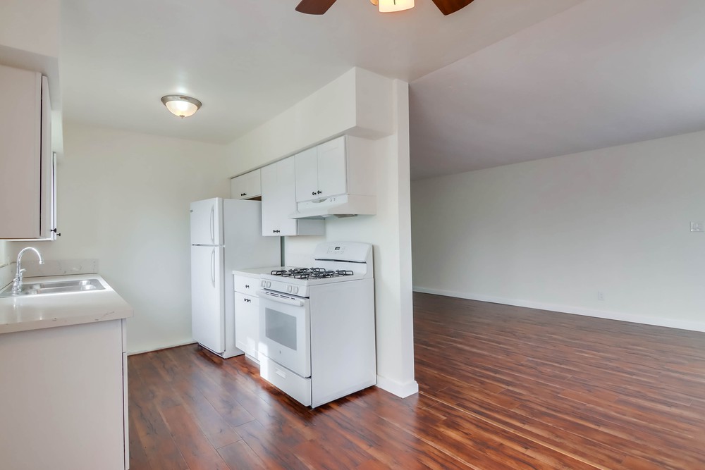 Virtual tour photo 16 of 29 for 2202 1/2 Grand Ave