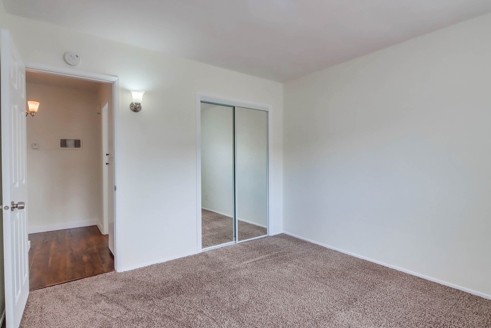 Virtual tour photo 24 of 29 for 2202 1/2 Grand Ave