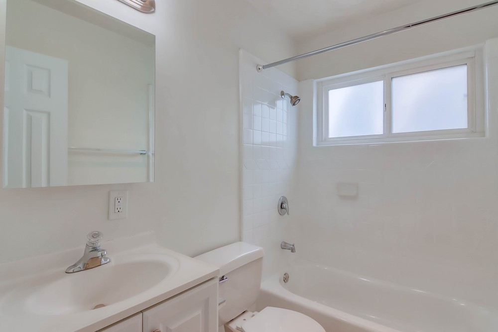 Virtual tour photo 29 of 29 for 2202 1/2 Grand Ave