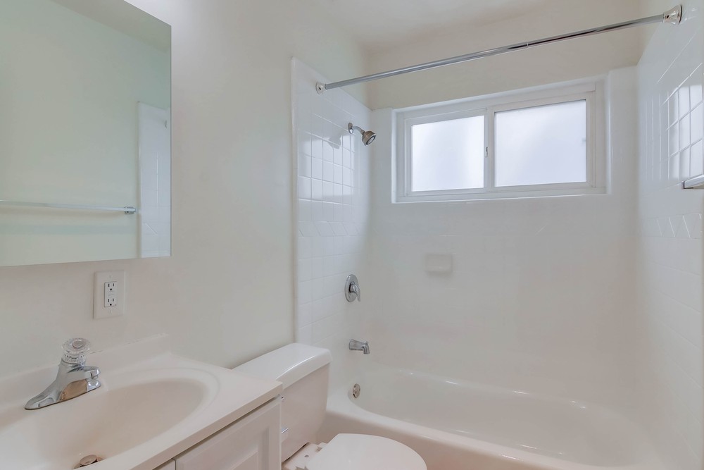 Virtual tour photo 30 of 29 for 2202 1/2 Grand Ave