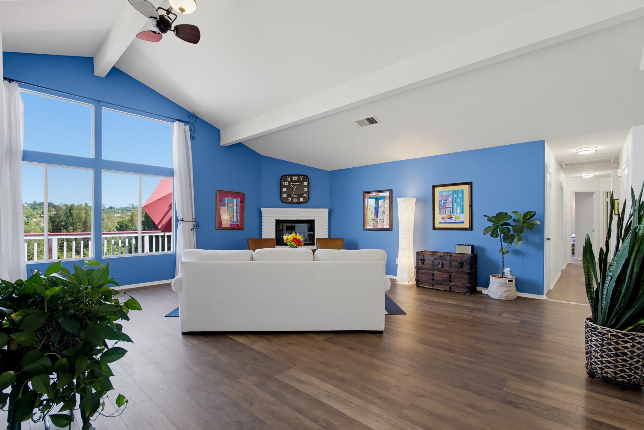 Virtual tour photo 21 of 93 for 2202 Crest Hill Ln