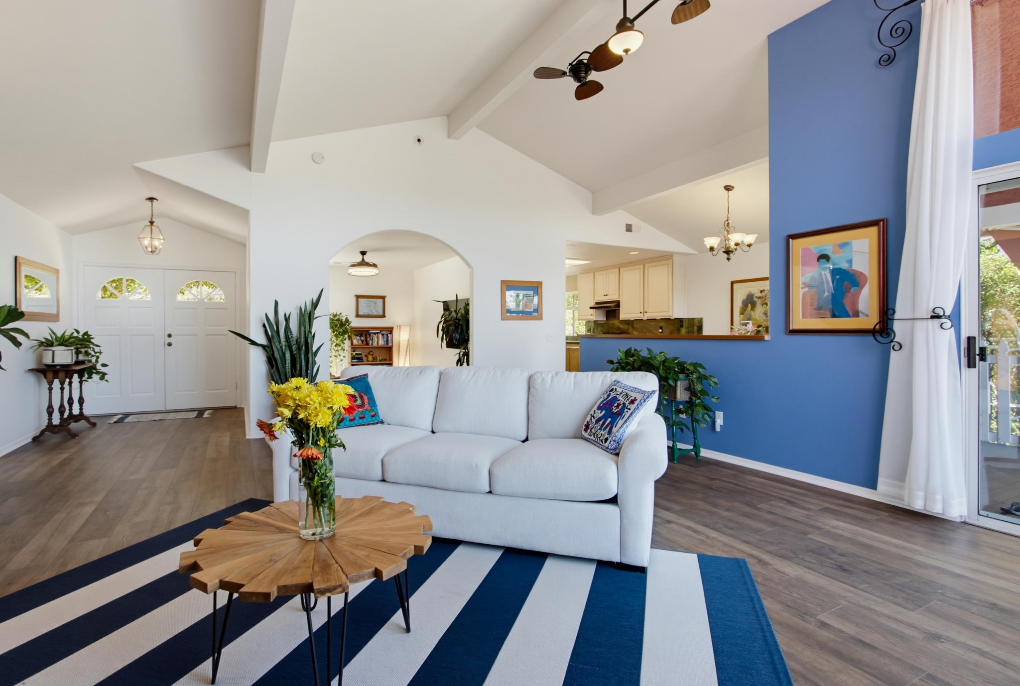 Virtual tour photo 24 of 93 for 2202 Crest Hill Ln