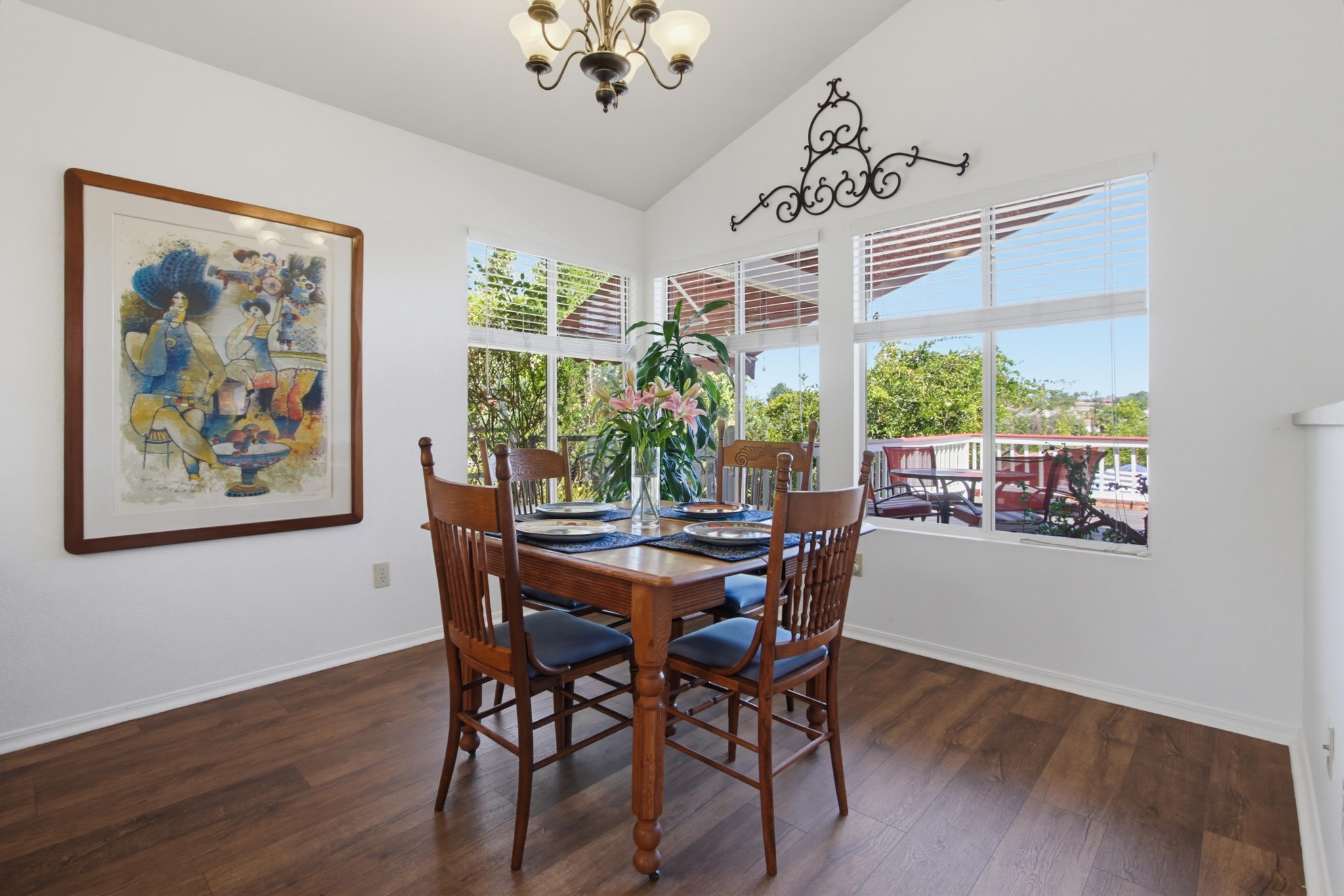 Virtual tour photo 31 of 93 for 2202 Crest Hill Ln