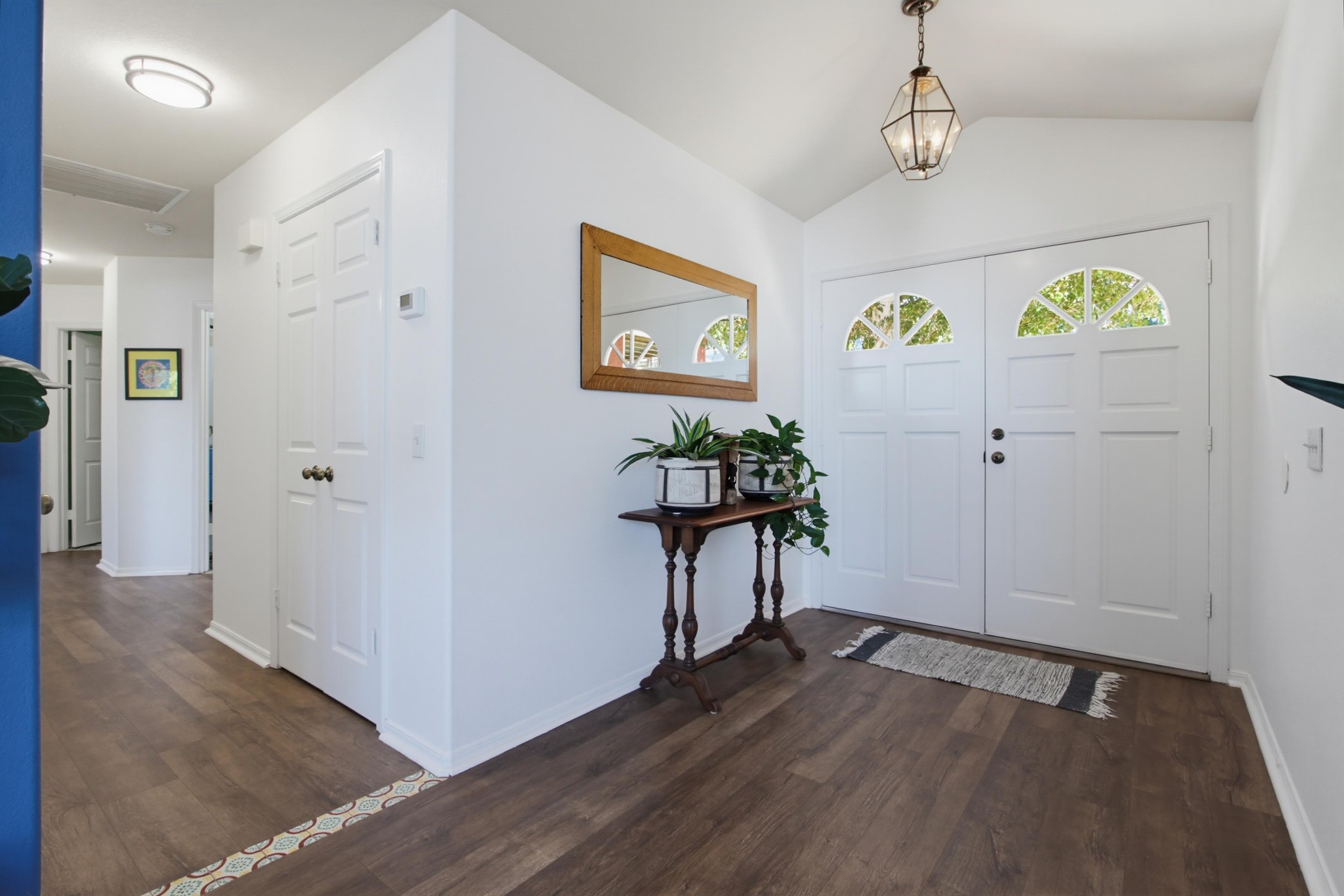 Virtual tour photo 39 of 93 for 2202 Crest Hill Ln