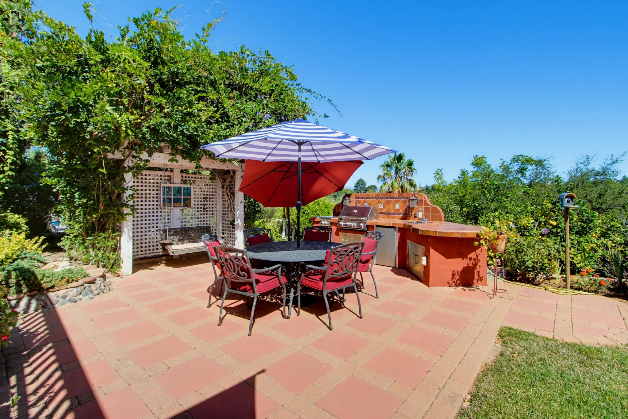 Virtual tour photo 66 of 93 for 2202 Crest Hill Ln