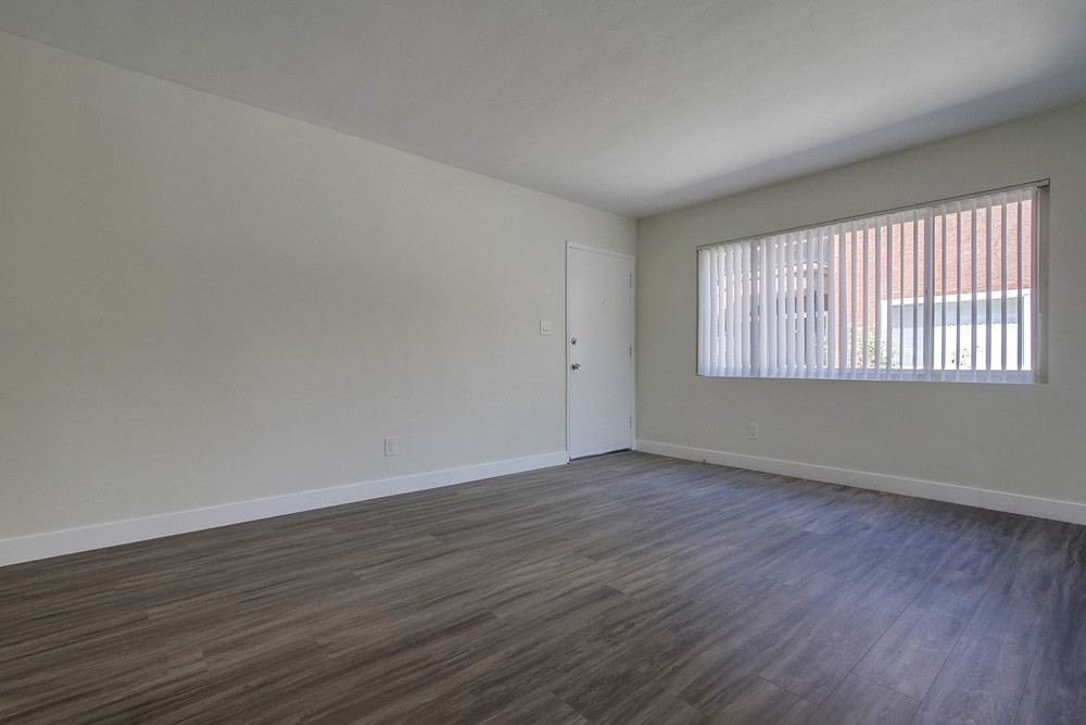 Virtual tour photo 6 of 21 for 2202 Grand Ave
