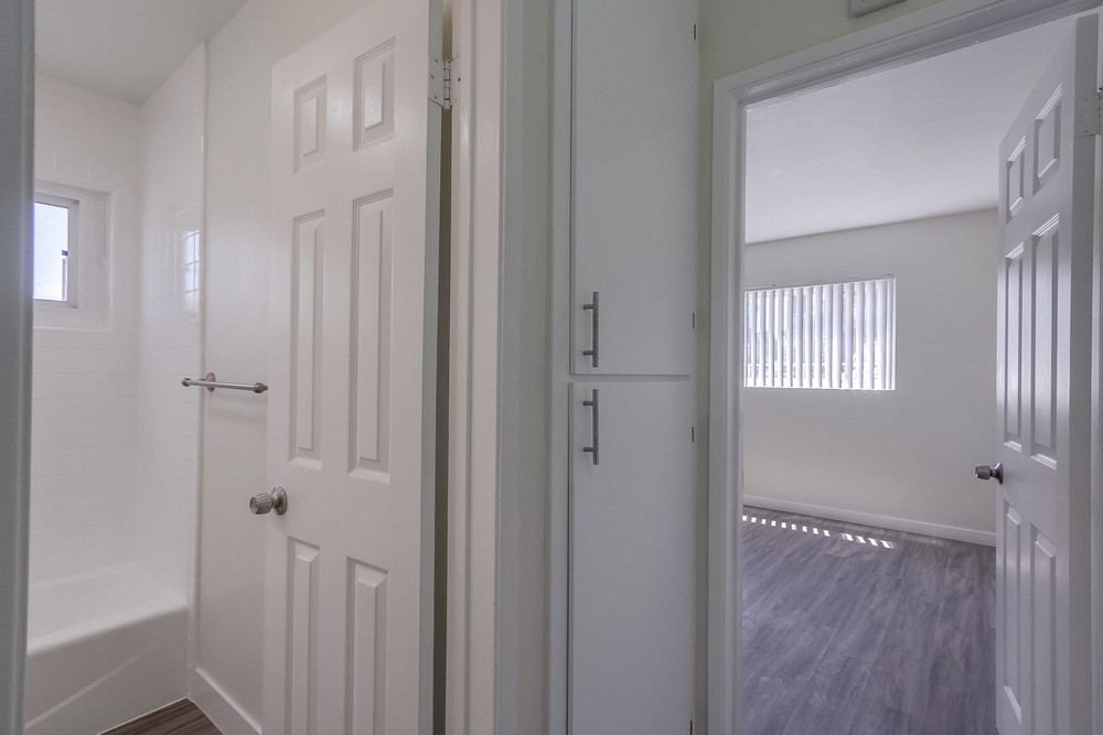 Virtual tour photo 15 of 21 for 2202 Grand Ave