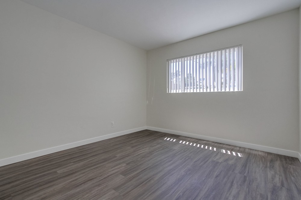 Virtual tour photo 16 of 21 for 2202 Grand Ave