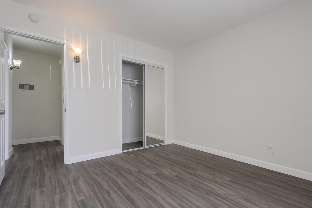 Virtual tour photo 17 of 21 for 2202 Grand Ave