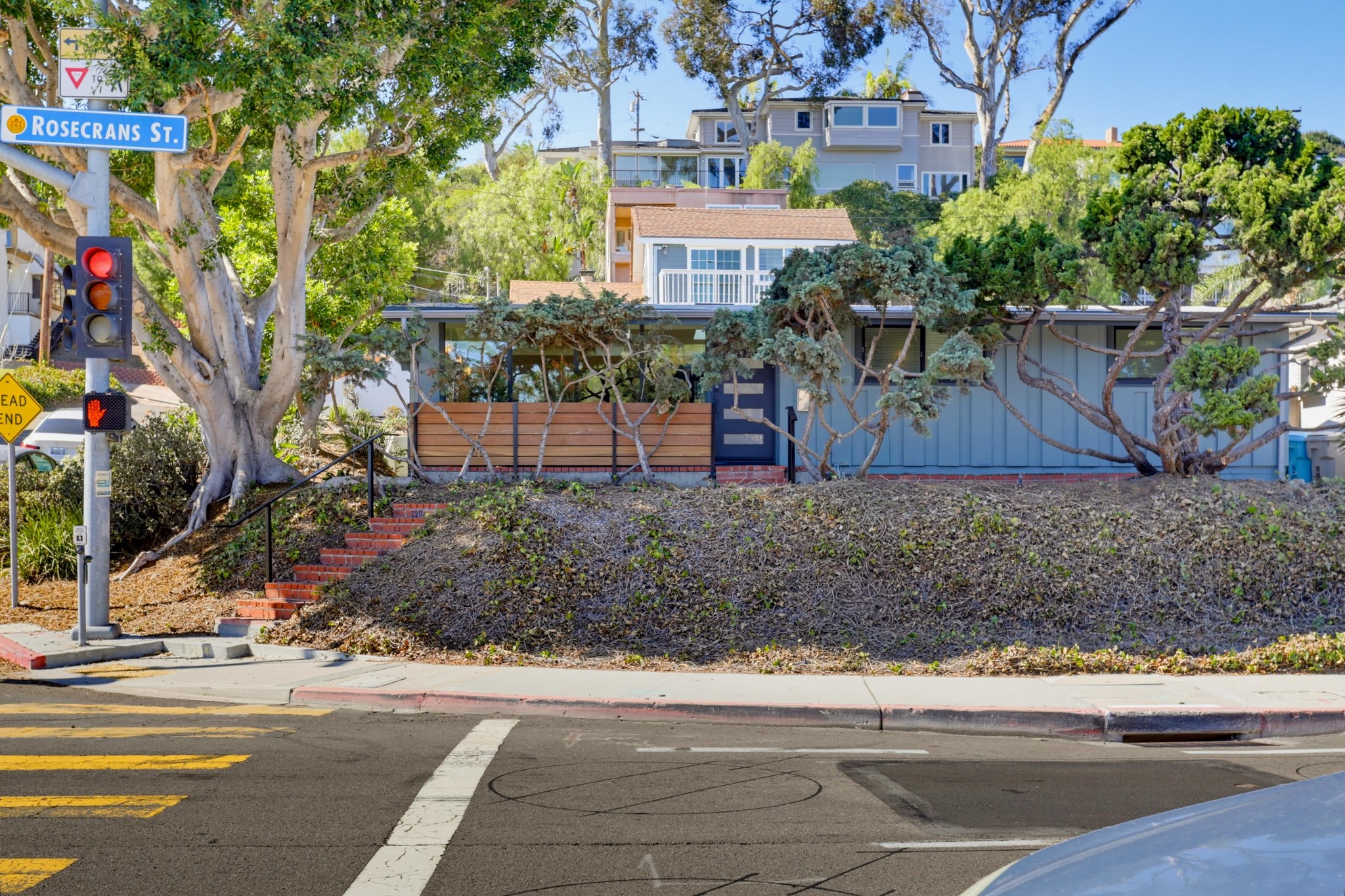 Virtual tour photo 1 of 43 for 2204 Rosecrans St