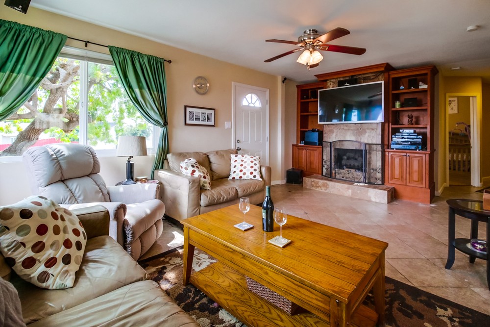 Virtual tour photo 12 of 42 for 2204 W Dunlop St