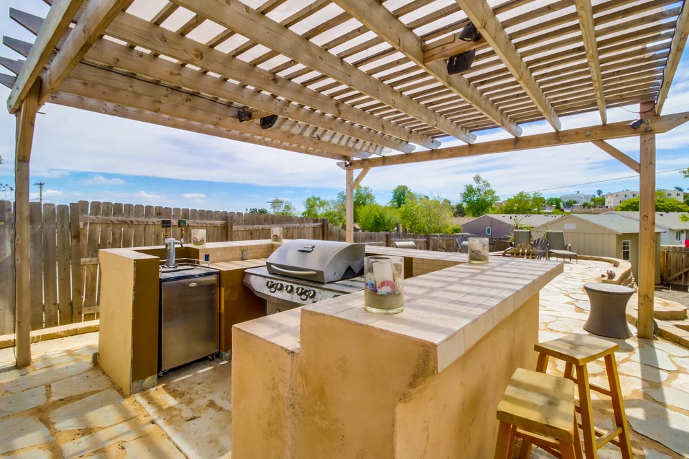 Virtual tour photo 33 of 42 for 2204 W Dunlop St