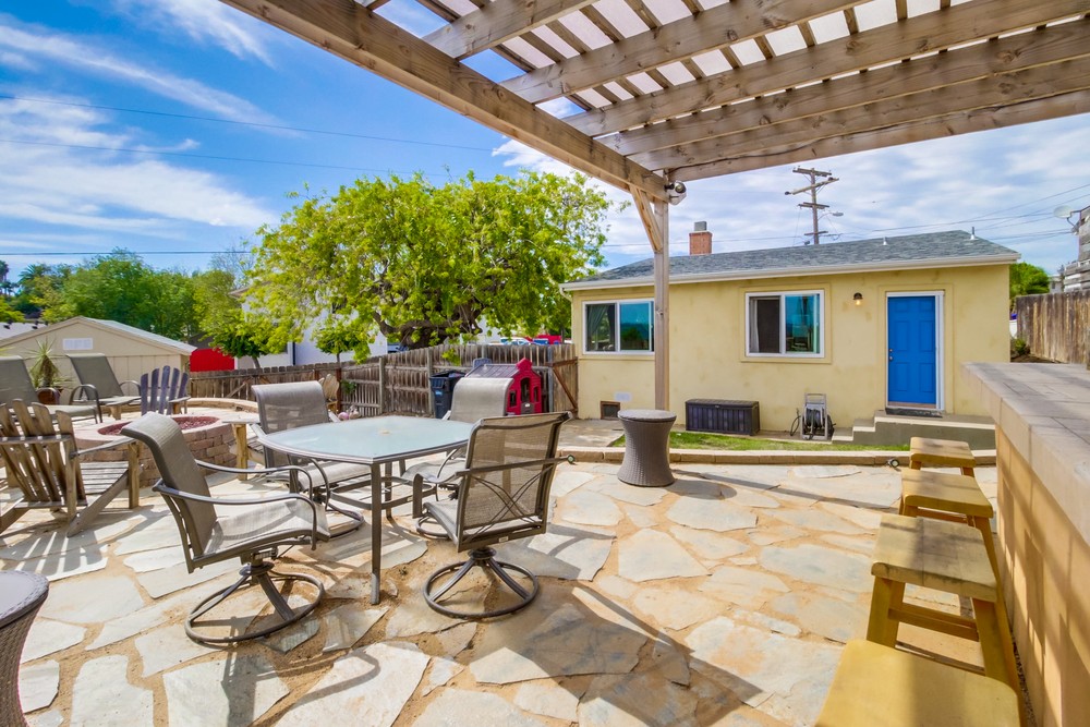 Virtual tour photo 37 of 42 for 2204 W Dunlop St