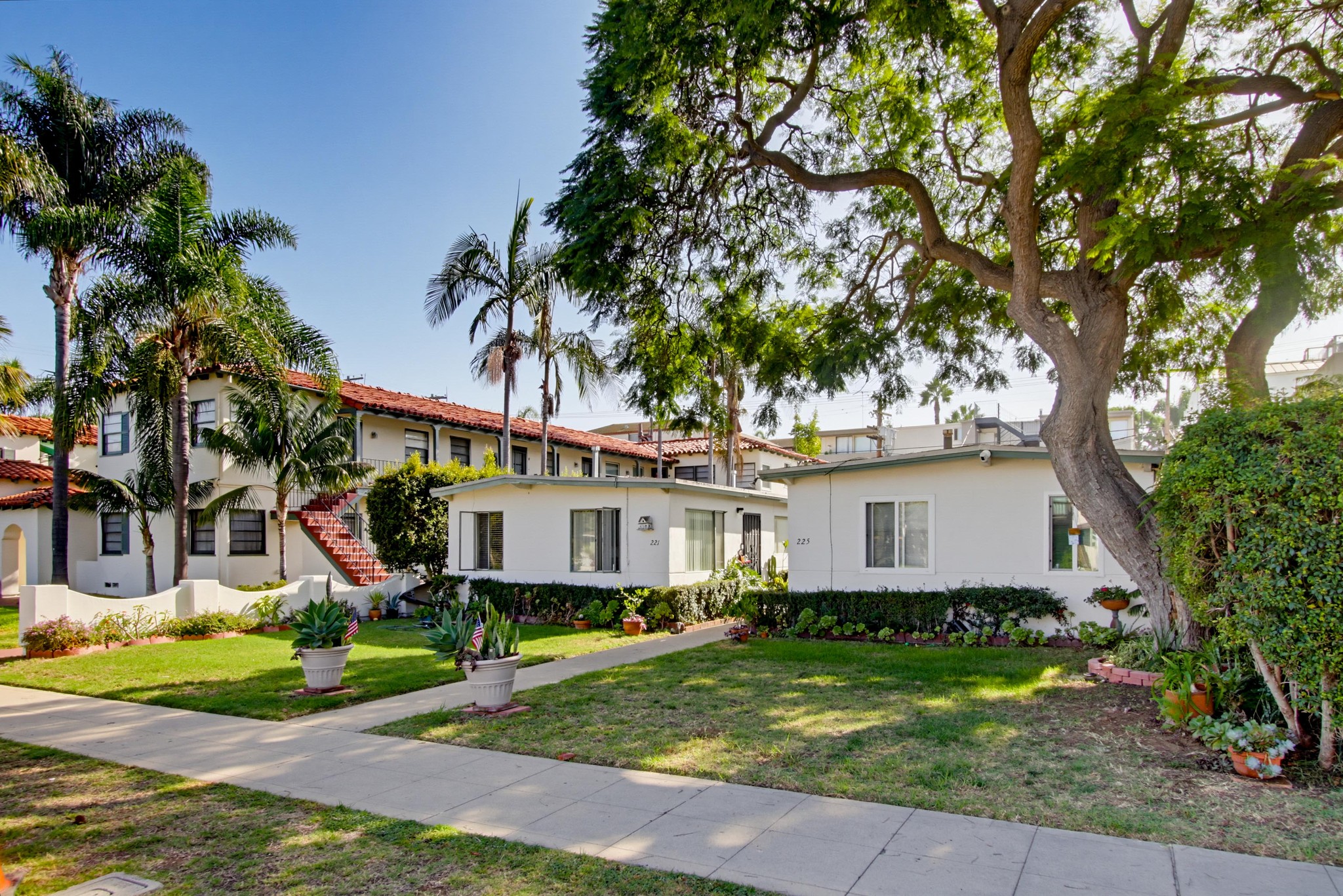 Virtual tour photo 3 of 67 for 221 D Ave