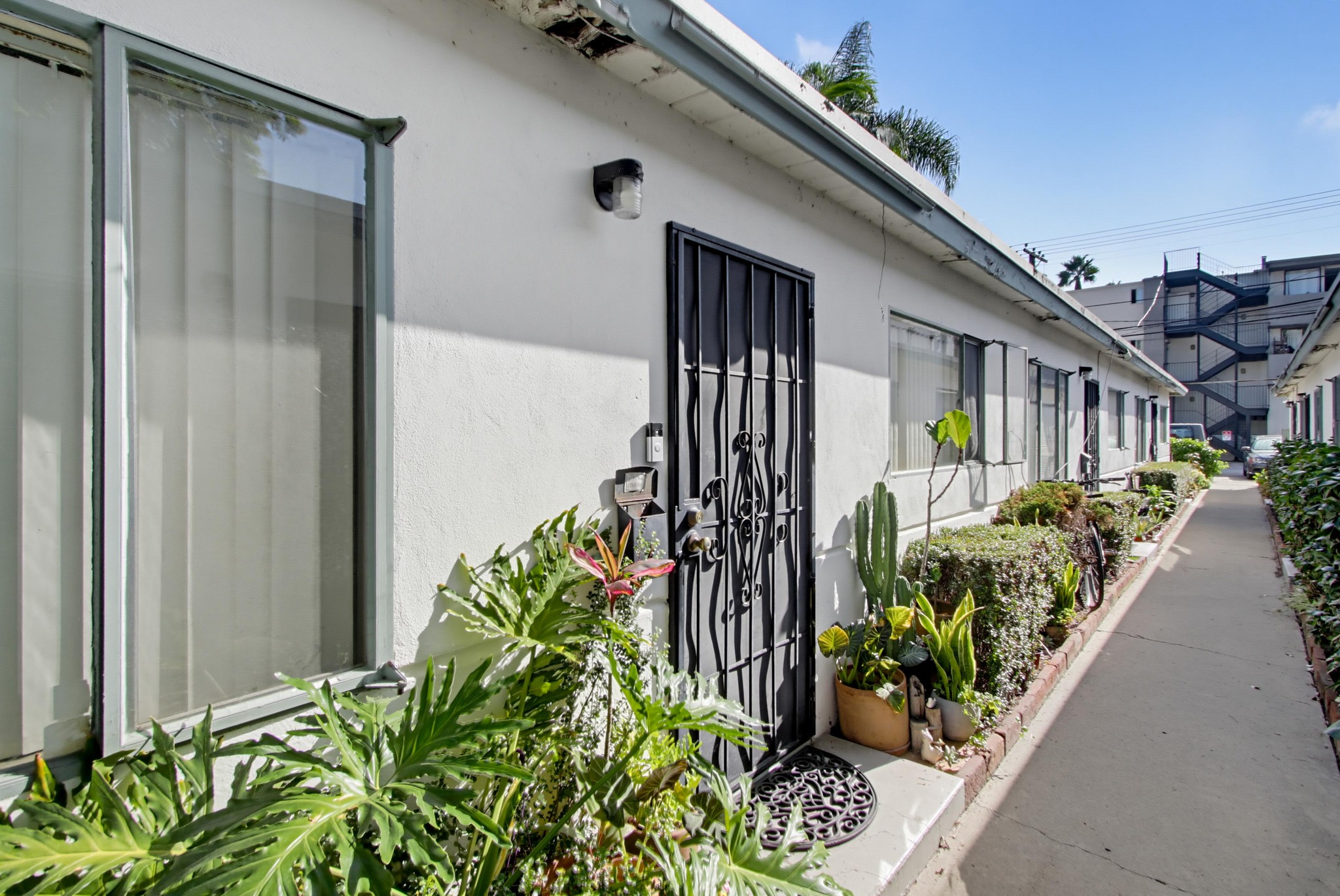Virtual tour photo 8 of 67 for 221 D Ave