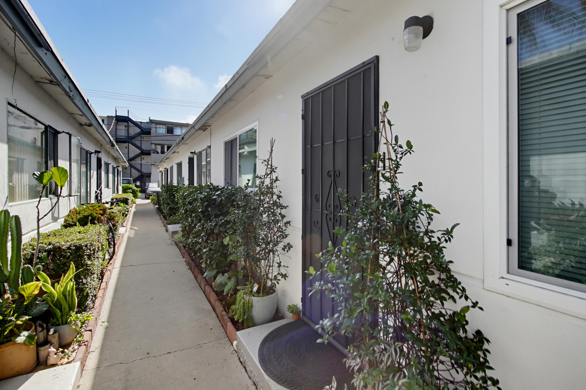 Virtual tour photo 9 of 67 for 221 D Ave