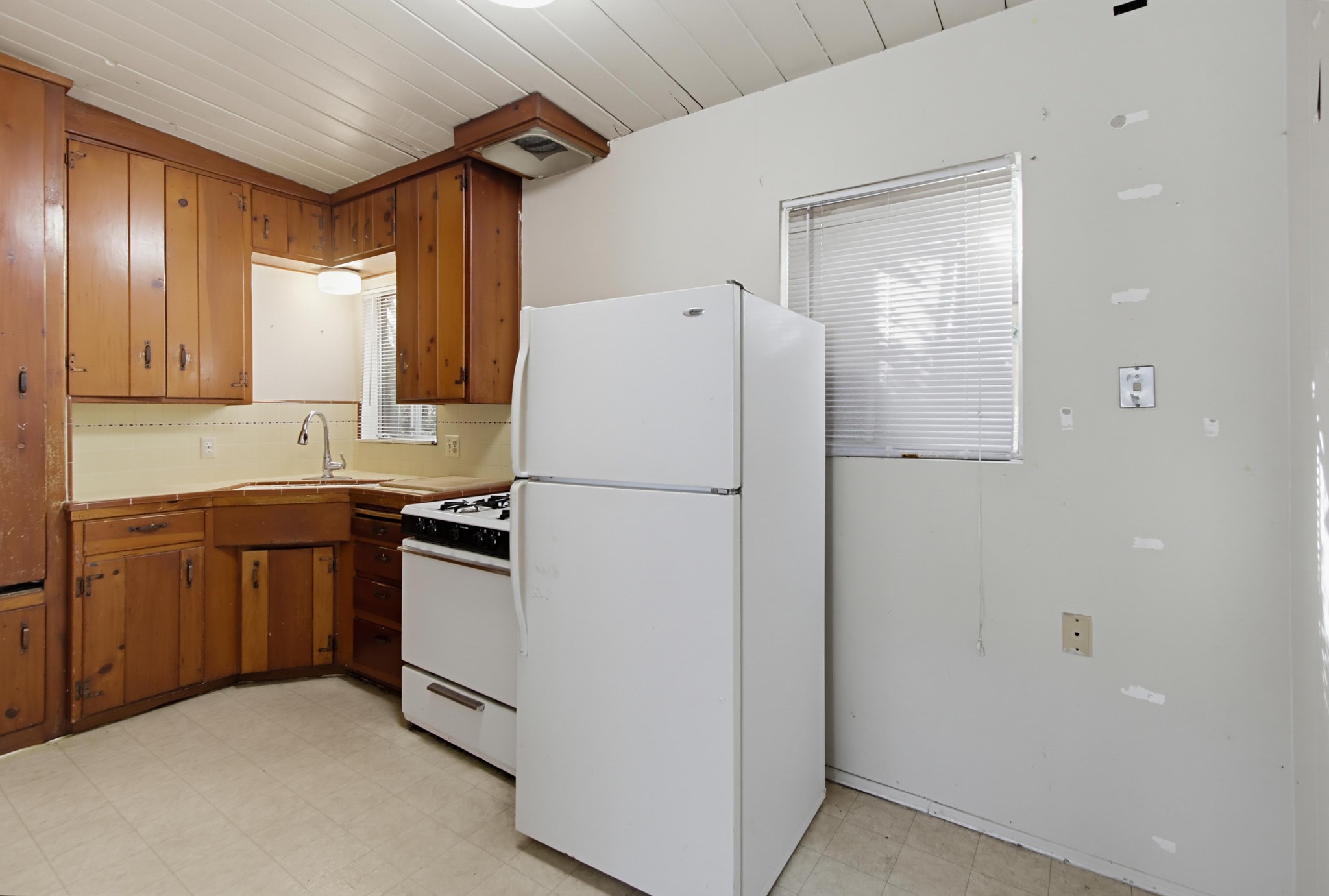 Virtual tour photo 23 of 67 for 221 D Ave
