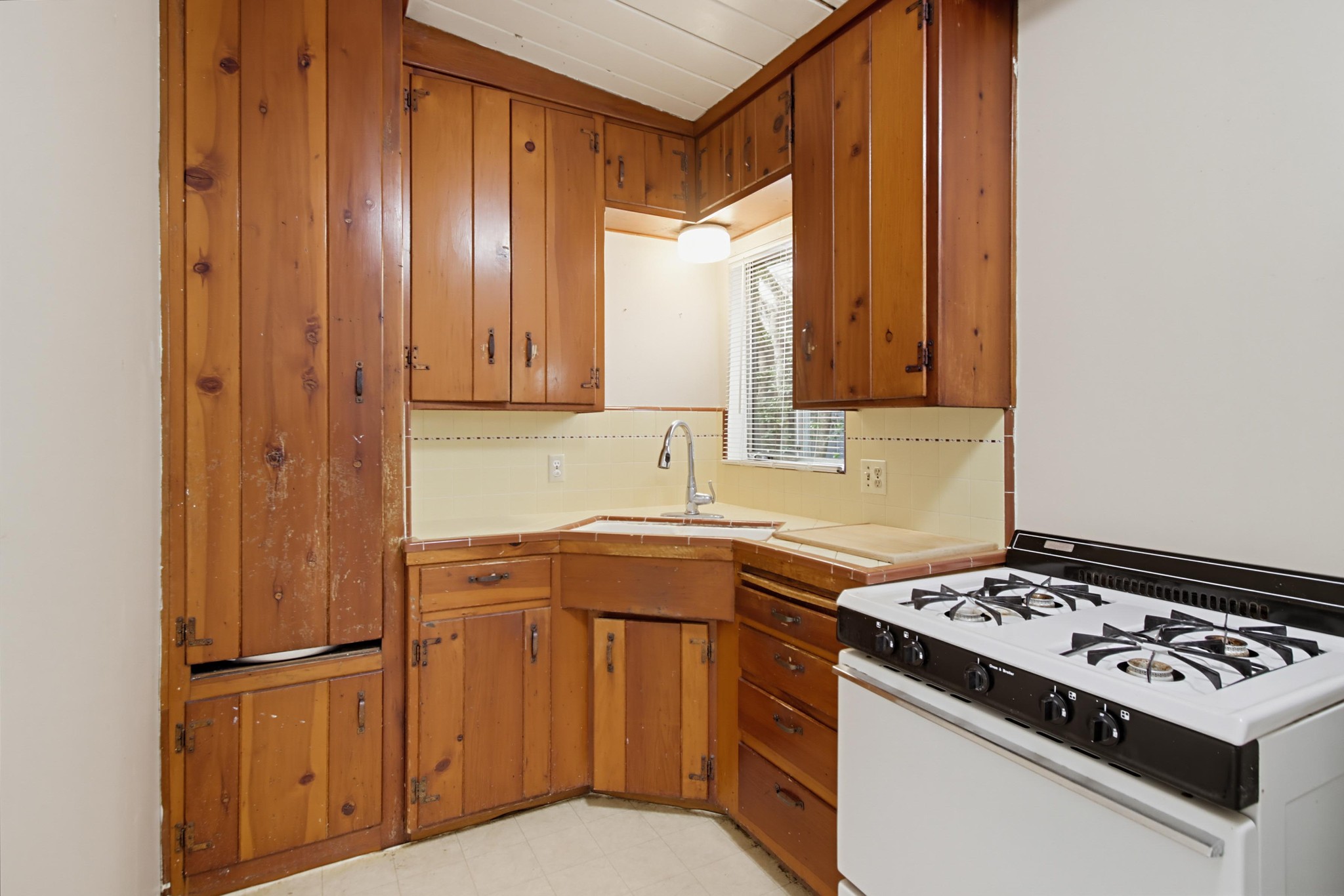 Virtual tour photo 24 of 67 for 221 D Ave