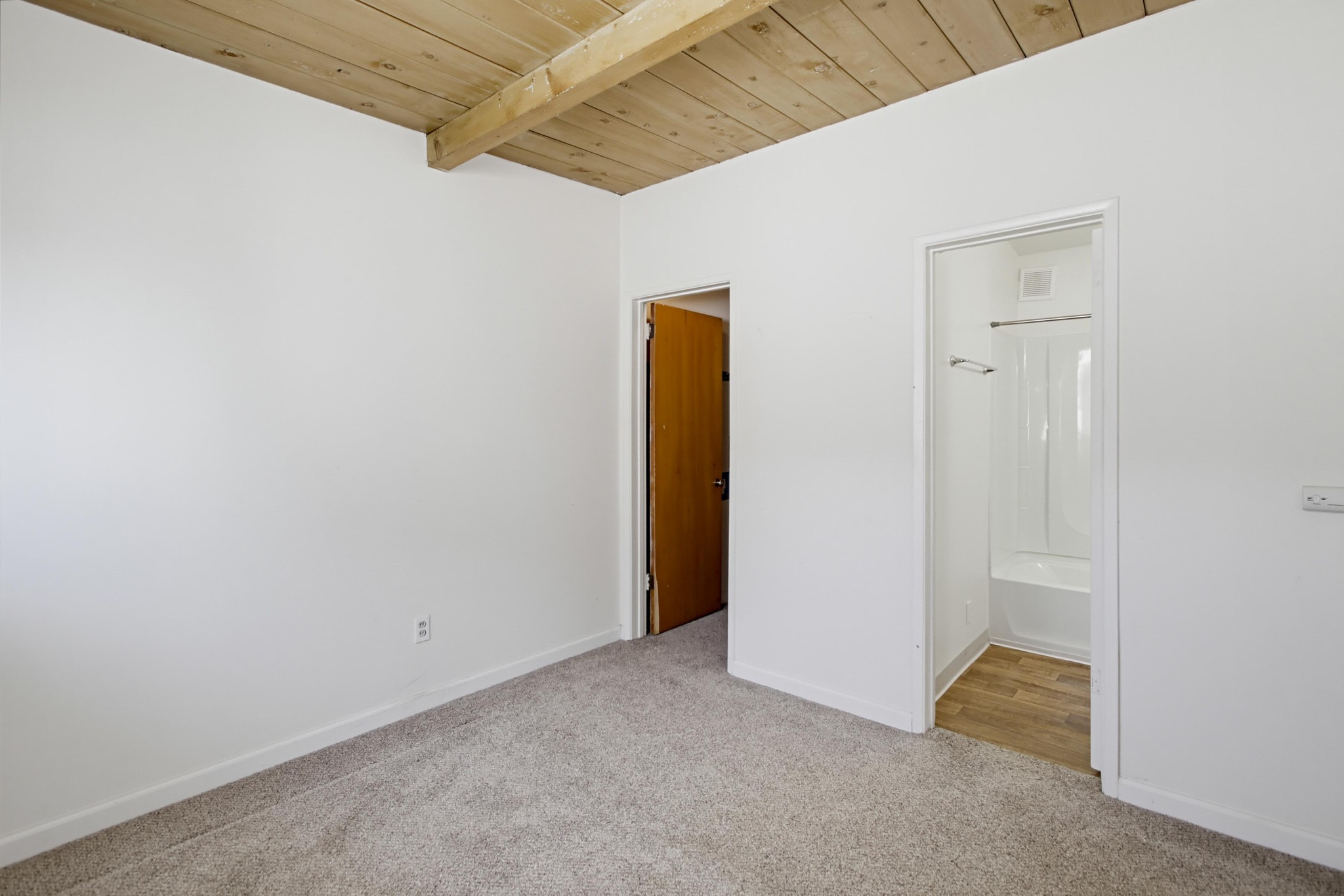 Virtual tour photo 28 of 67 for 221 D Ave
