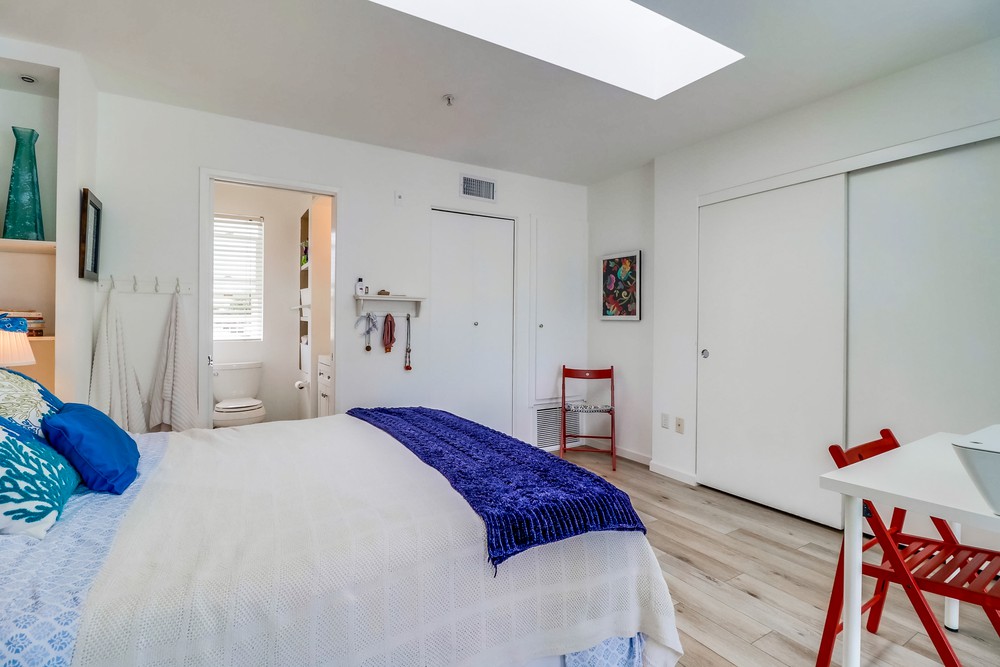 Virtual tour photo 32 of 35 for 221 Island Ave UNIT 503