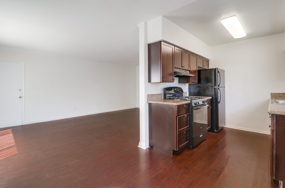 Virtual tour photo 18 of 36 for 2210 Grand Ave
