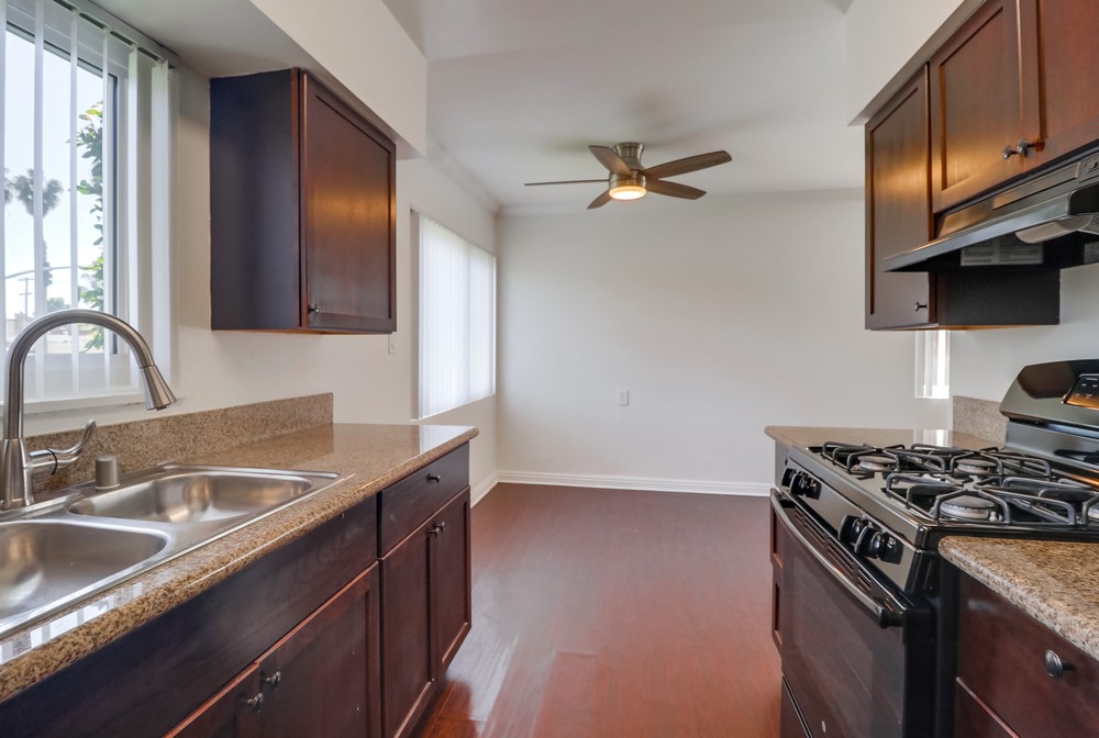 Virtual tour photo 24 of 36 for 2210 Grand Ave