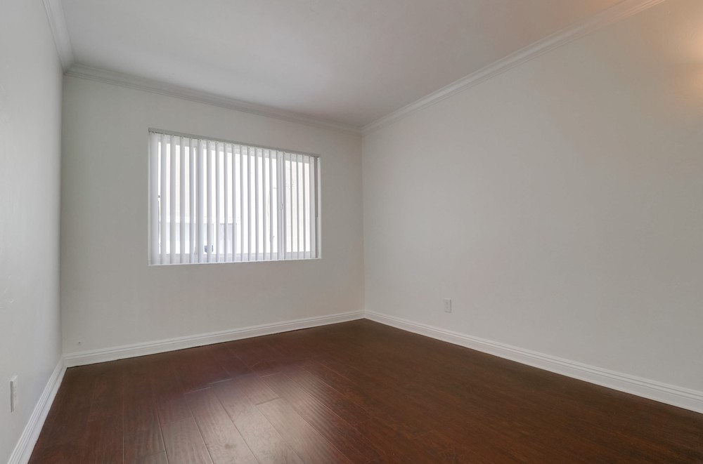 Virtual tour photo 30 of 36 for 2210 Grand Ave
