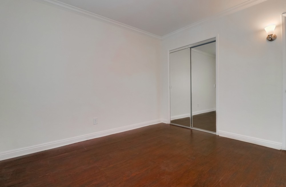 Virtual tour photo 31 of 36 for 2210 Grand Ave