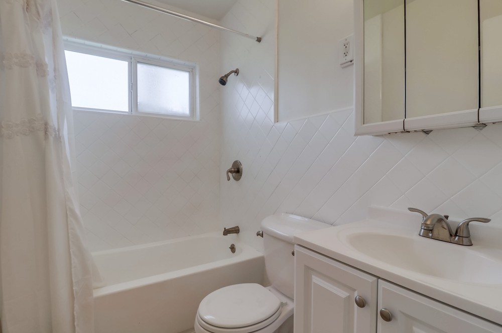 Virtual tour photo 33 of 36 for 2210 Grand Ave