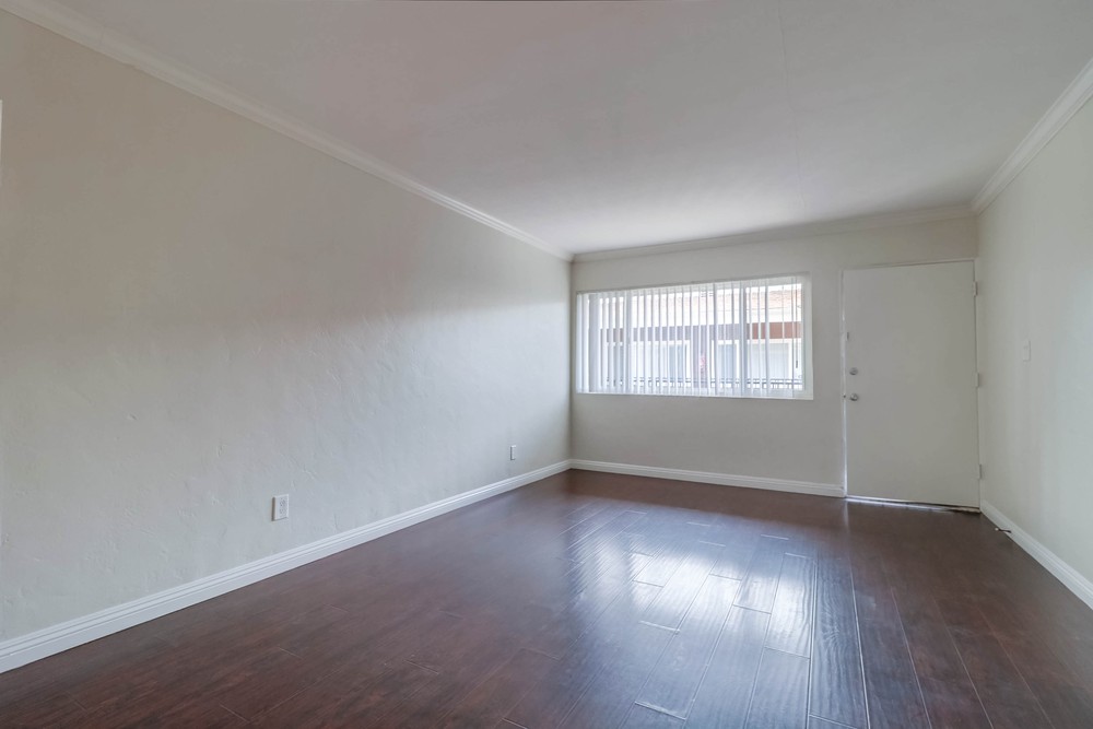 Virtual tour photo 12 of 31 for 2212 1/2 Grand Ave