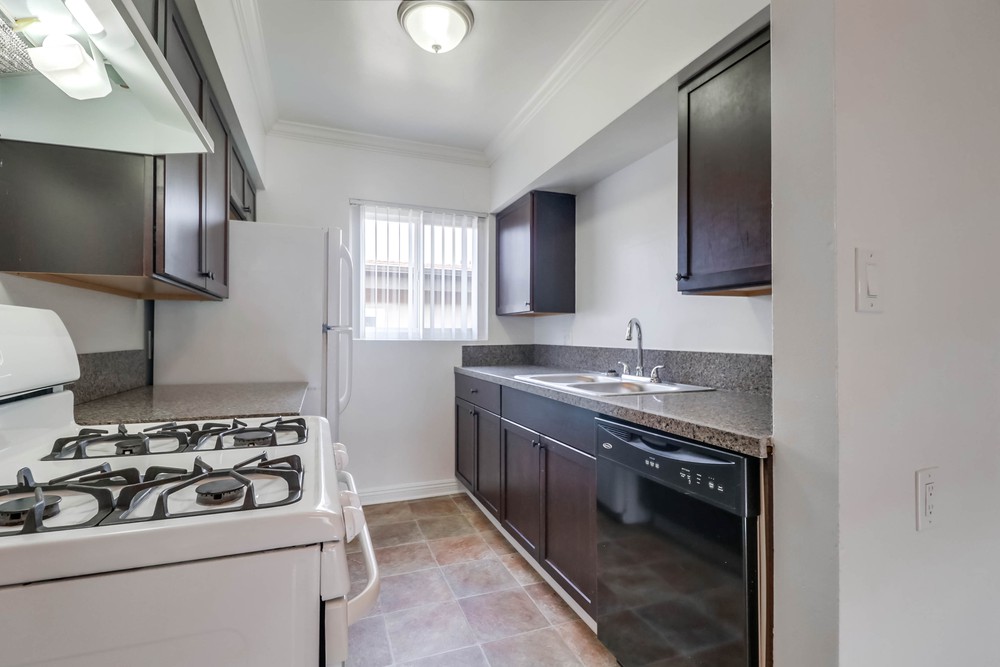 Virtual tour photo 15 of 31 for 2212 1/2 Grand Ave