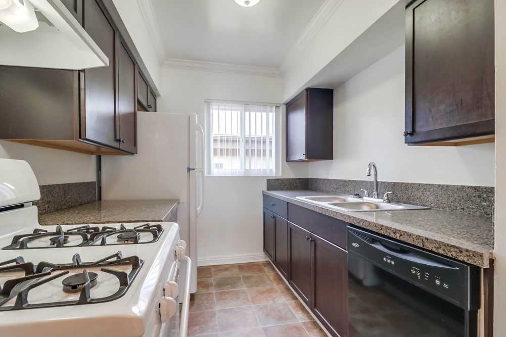 Virtual tour photo 18 of 31 for 2212 1/2 Grand Ave