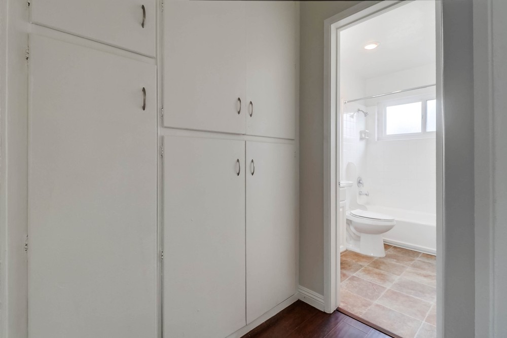 Virtual tour photo 21 of 31 for 2212 1/2 Grand Ave