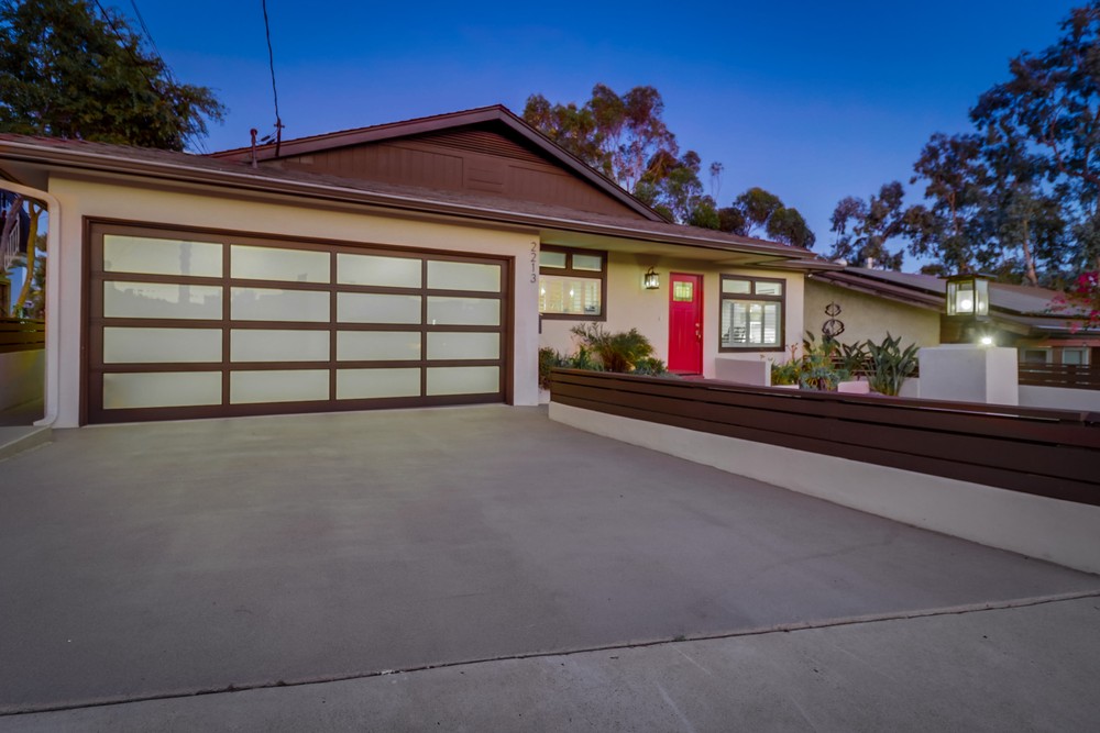 Virtual tour photo 4 of 92 for 2213 Westland Avenue