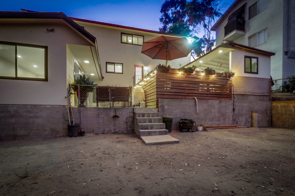 Virtual tour photo 15 of 92 for 2213 Westland Avenue