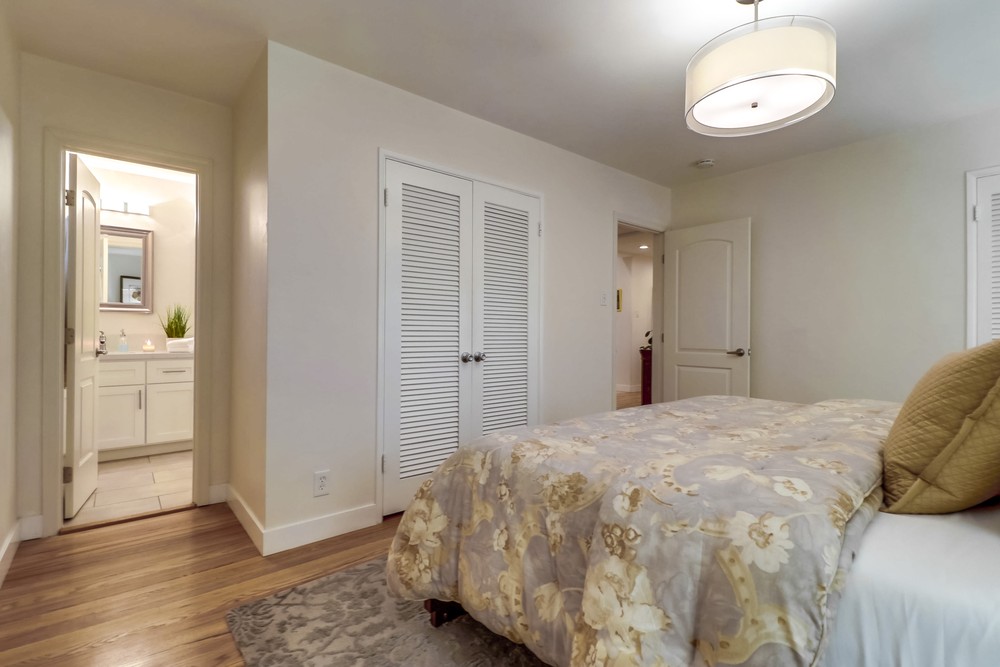 Virtual tour photo 49 of 92 for 2213 Westland Avenue