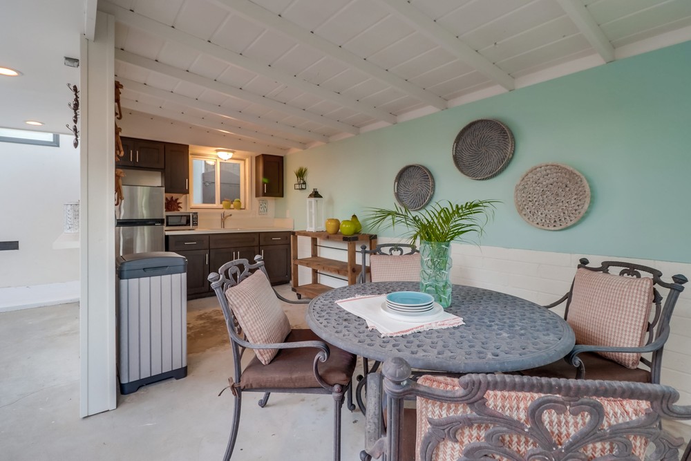 Virtual tour photo 64 of 92 for 2213 Westland Avenue