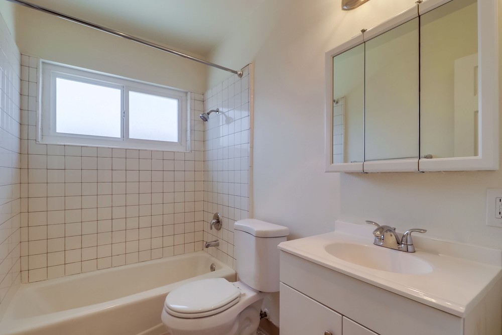Virtual tour photo 27 of 29 for 2214 1/2 Grand Ave