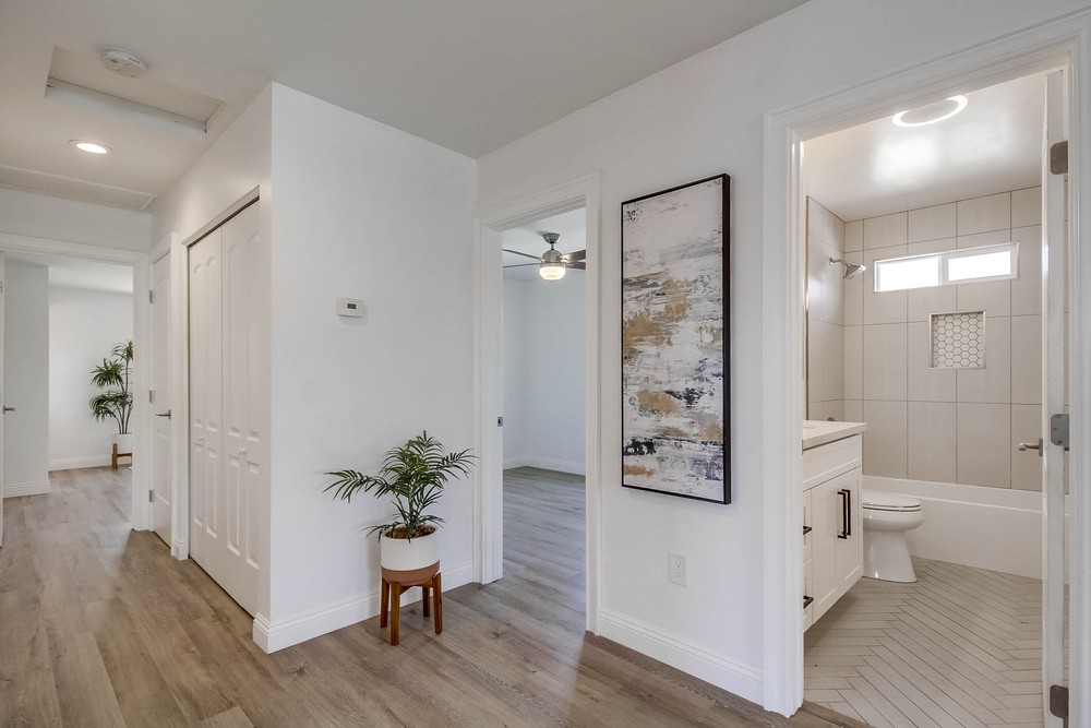 Virtual tour photo 45 of 60 for 2214 31st St