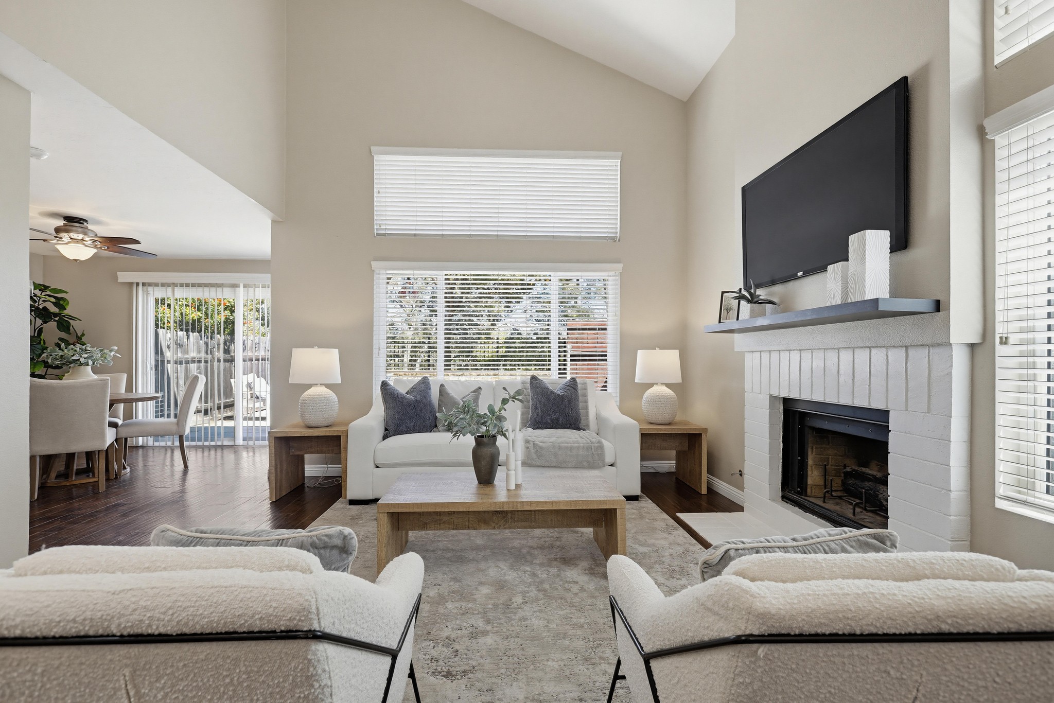 Virtual tour photo 7 of 76 for 22166 Summit Hill Dr #1