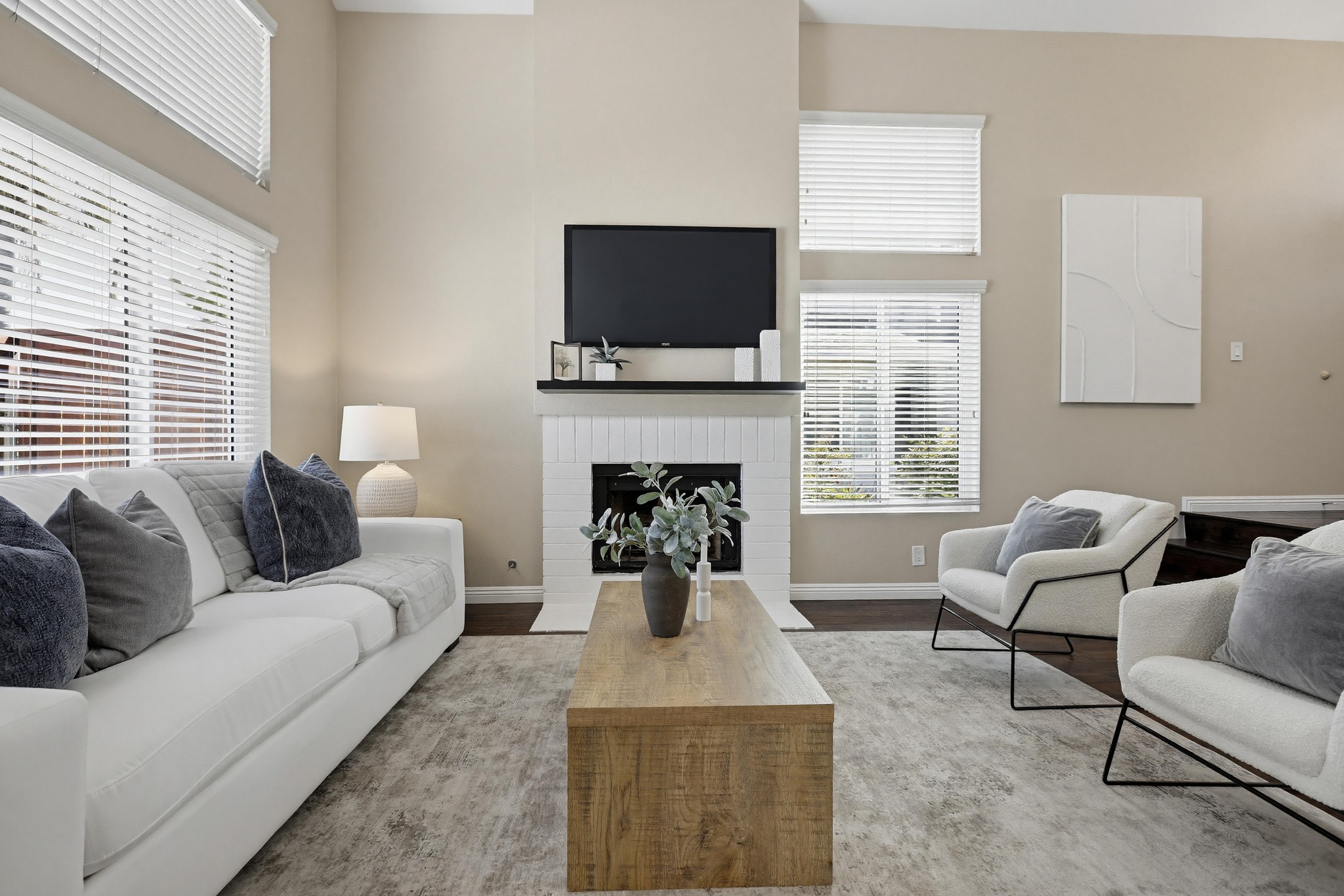 Virtual tour photo 9 of 76 for 22166 Summit Hill Dr #1