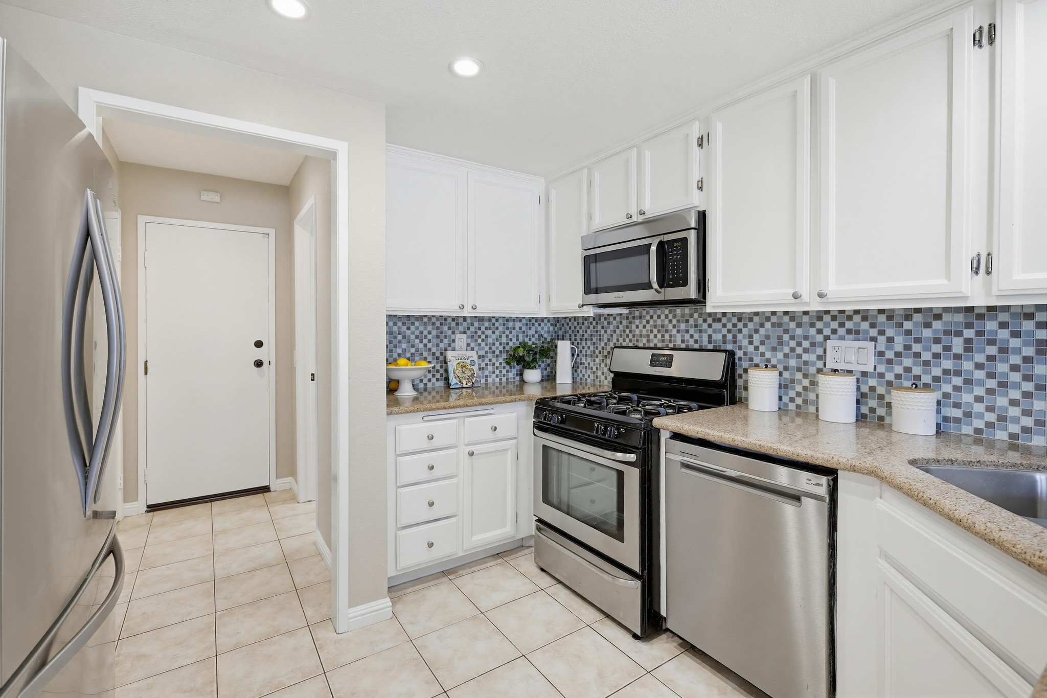 Virtual tour photo 20 of 76 for 22166 Summit Hill Dr #1