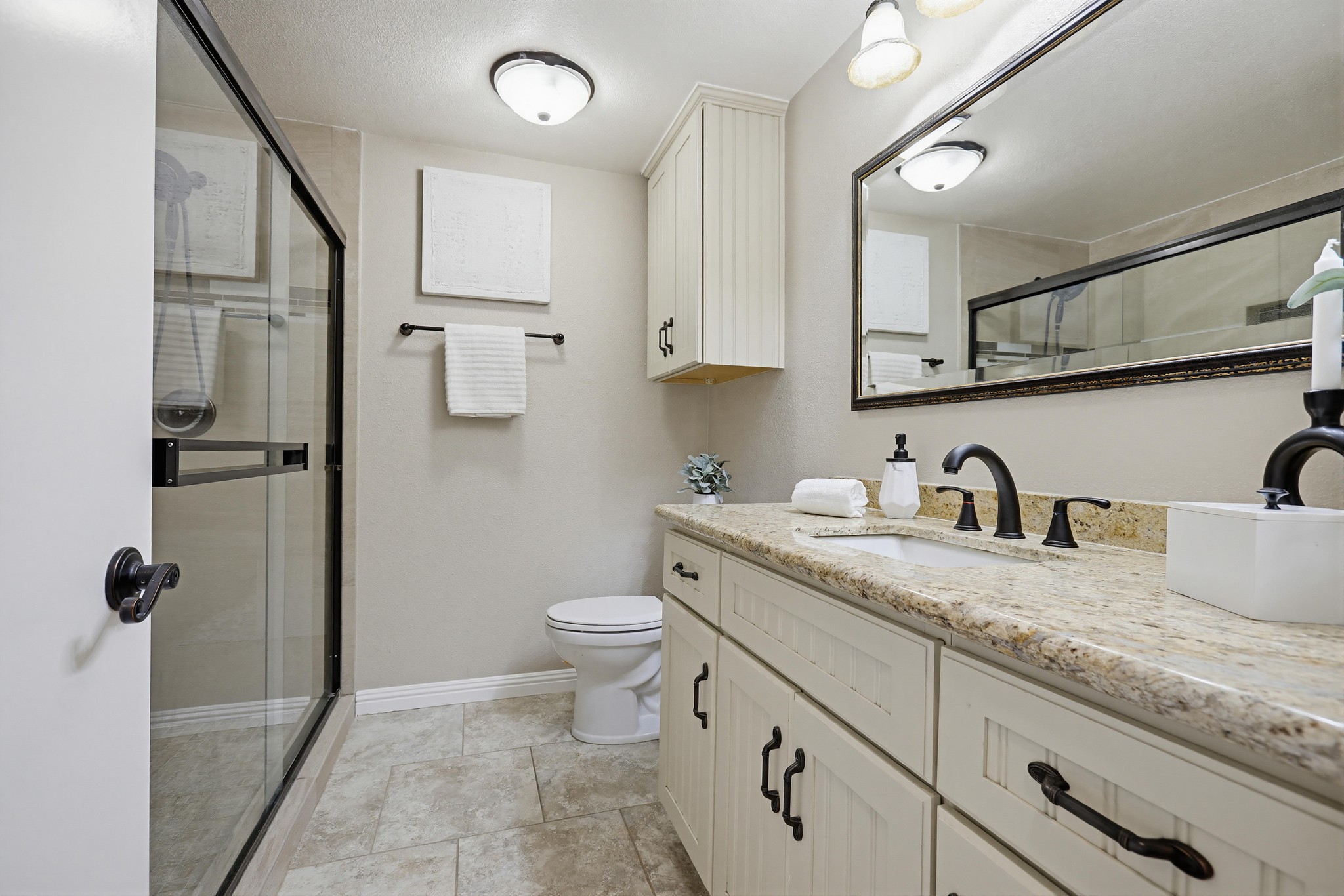Virtual tour photo 33 of 76 for 22166 Summit Hill Dr #1