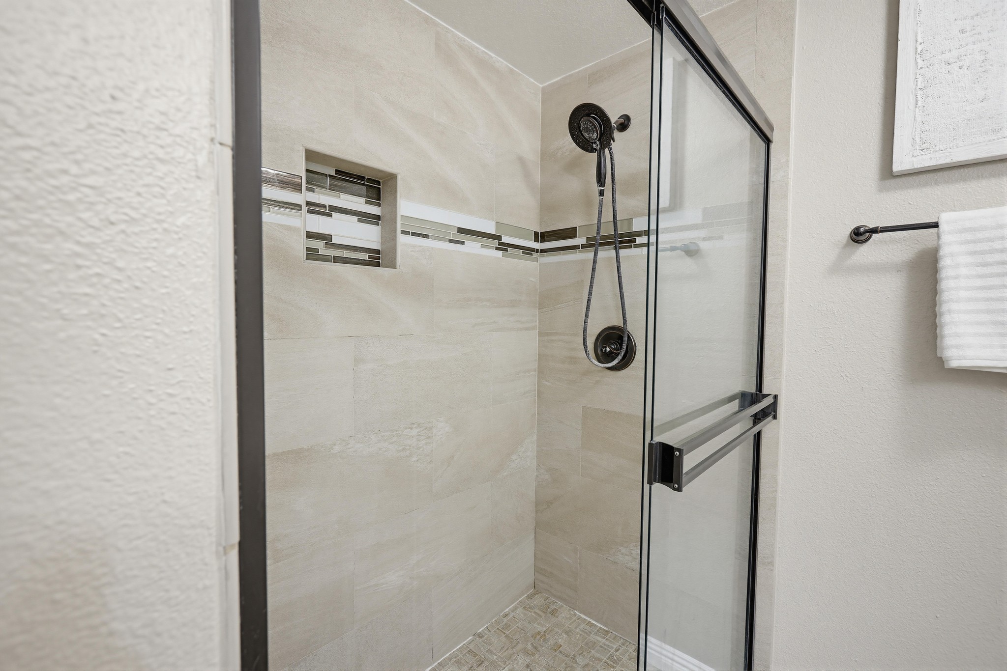 Virtual tour photo 34 of 76 for 22166 Summit Hill Dr #1