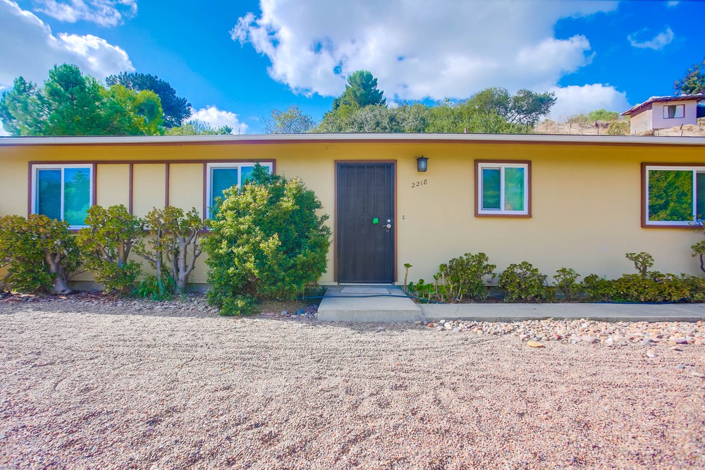 Virtual tour photo 7 of 52 for 2218 Bluebird St