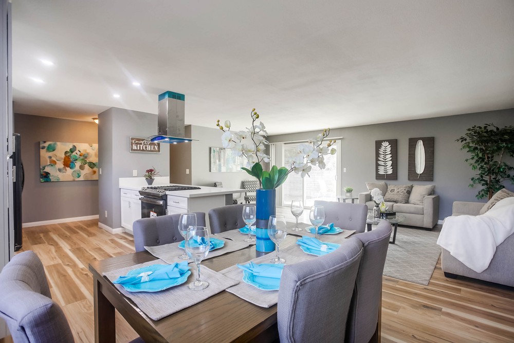 Virtual tour photo 18 of 52 for 2218 Bluebird St