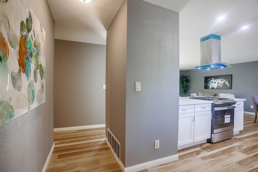 Virtual tour photo 20 of 52 for 2218 Bluebird St