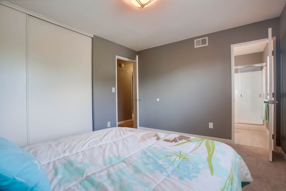 Virtual tour photo 29 of 52 for 2218 Bluebird St