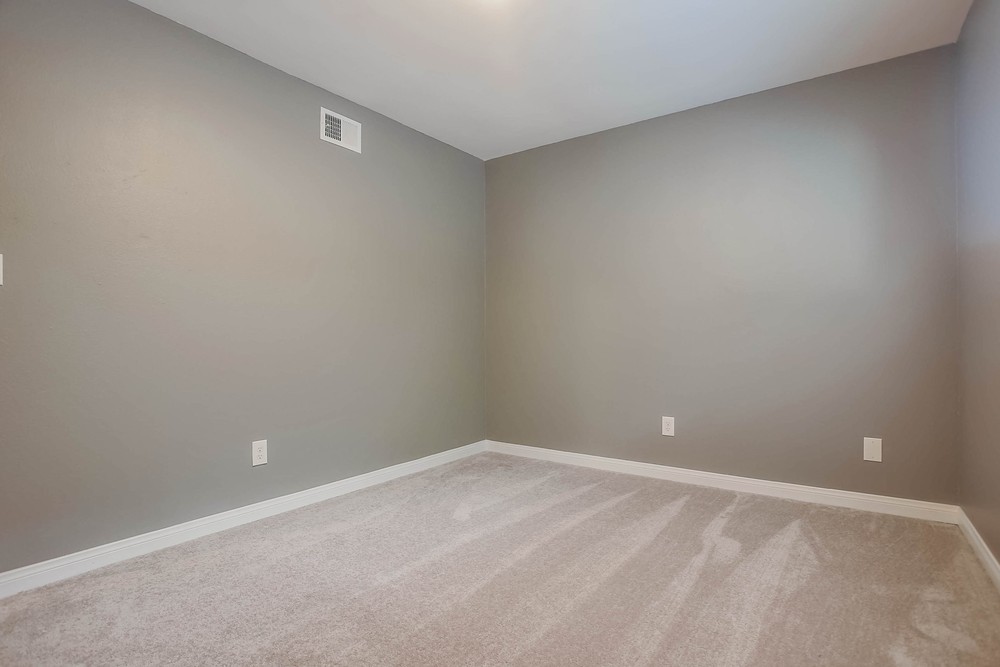Virtual tour photo 36 of 52 for 2218 Bluebird St