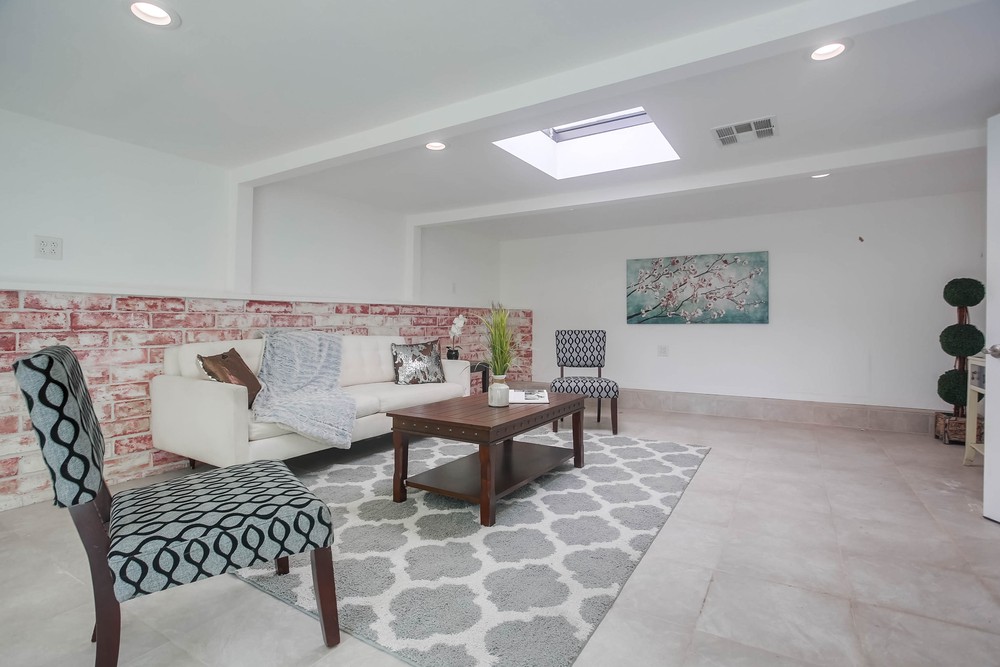 Virtual tour photo 40 of 52 for 2218 Bluebird St